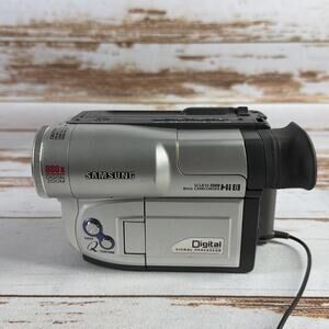Samsung SCL810 Hi8 8mm Camcorder w/ Power Cord - Tested Works - Dead Battery
